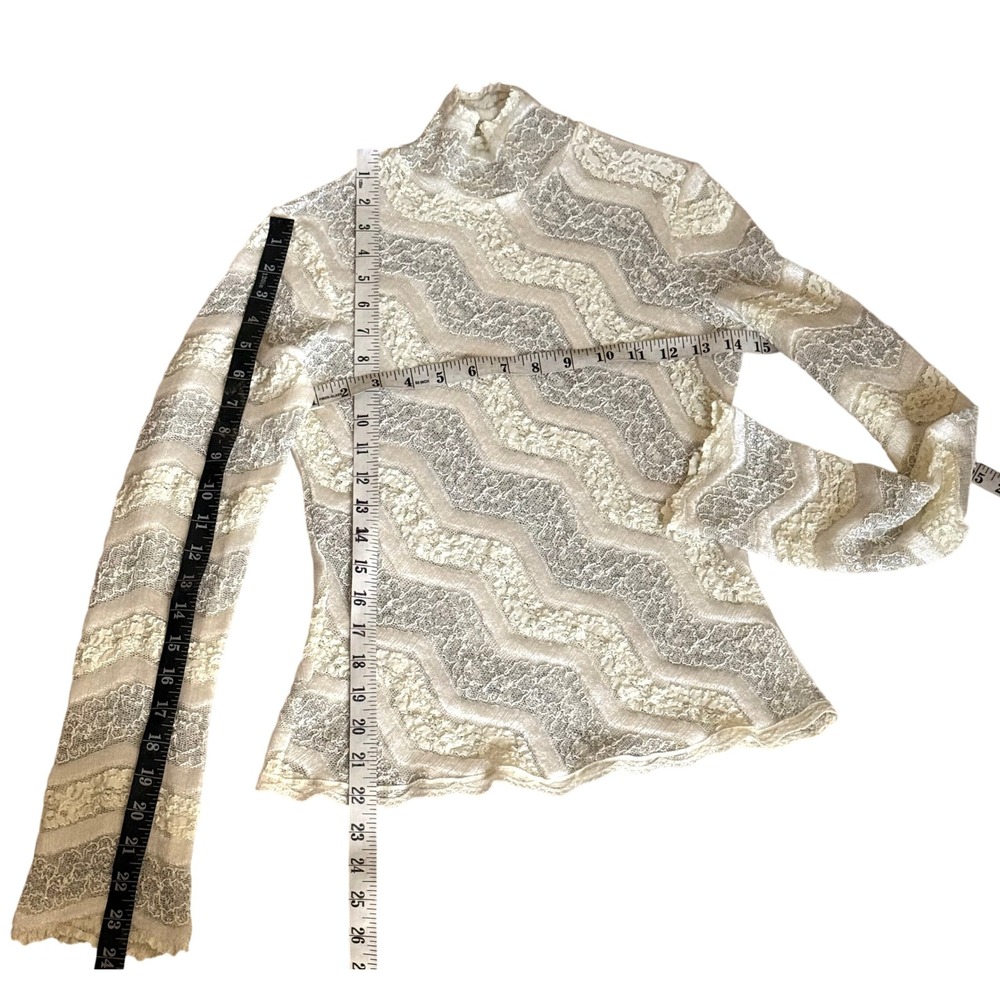 VTG Y2K Cache Cream Lace Top Metallic Silver Thread Lace Mock Neck Size Small - Picture 6 of 7